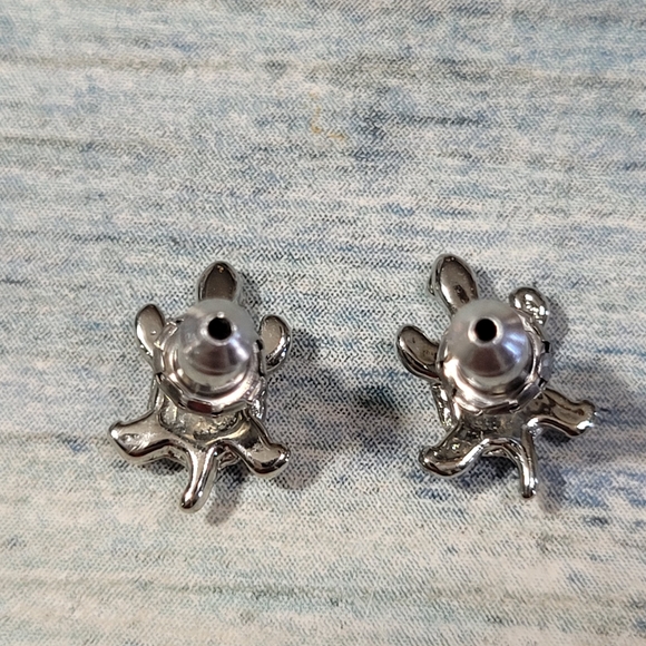 Little Turtle Earrings. - Picture 4 of 7